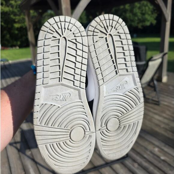 Nike Air Jordan 1 Retro High OG "Bleached Coral / Stage Haze" - Picture 6 of 8